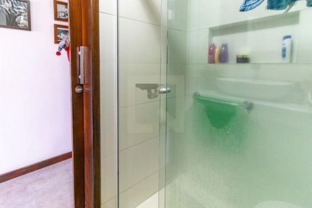 Apartamento à venda com 180m², 4 quartos e 2 vagas