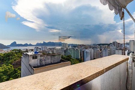 Apartamento à venda com 180m², 4 quartos e 2 vagas