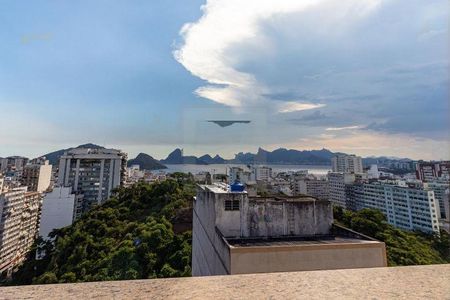 Apartamento à venda com 180m², 4 quartos e 2 vagas