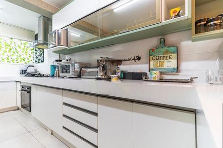 Apartamento à venda com 250m², 4 quartos e 1 vaga