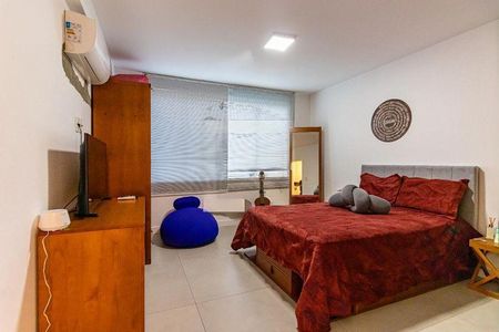 Apartamento à venda com 250m², 4 quartos e 1 vaga