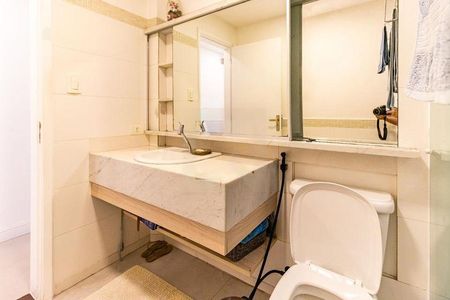 Apartamento à venda com 250m², 4 quartos e 1 vaga