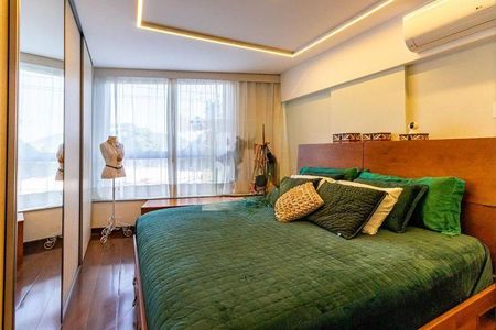 Apartamento à venda com 250m², 4 quartos e 1 vaga