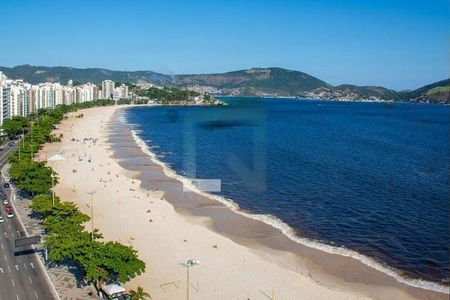 Apartamento à venda com 250m², 4 quartos e 1 vaga