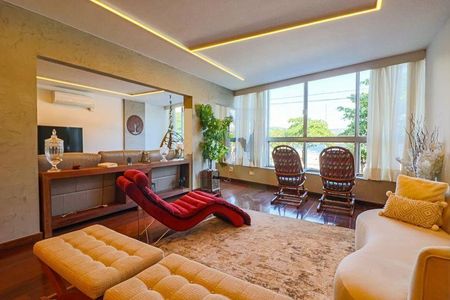 Apartamento à venda com 250m², 4 quartos e 1 vaga