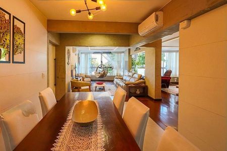 Apartamento à venda com 250m², 4 quartos e 1 vaga