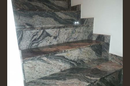 Casa à venda com 140m², 3 quartos e 3 vagas