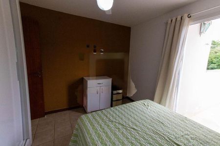 Casa à venda com 226m², 4 quartos e 2 vagas