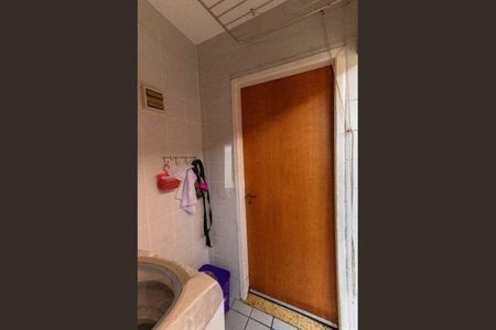 Casa à venda com 226m², 4 quartos e 2 vagas