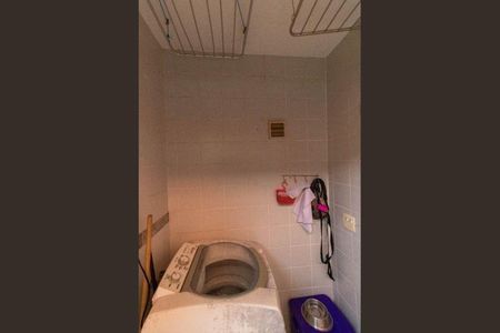 Casa à venda com 226m², 4 quartos e 2 vagas