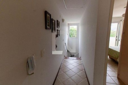 Casa à venda com 226m², 4 quartos e 2 vagas