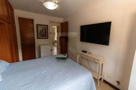 Casa à venda com 226m², 4 quartos e 2 vagas