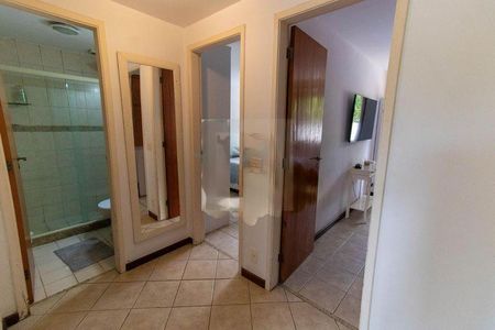 Casa à venda com 226m², 4 quartos e 2 vagas