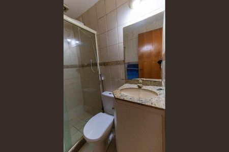 Casa à venda com 226m², 4 quartos e 2 vagas