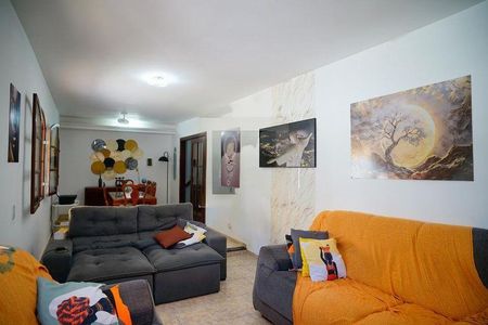 Casa à venda com 3 quartos, 450m² em Maravista, Niterói