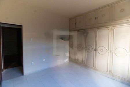 Casa à venda com 100m², 2 quartos e 2 vagas