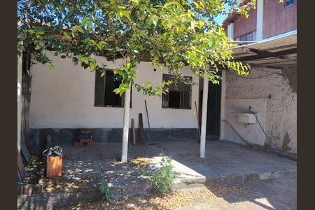 Casa à venda com 2 quartos, 70m² em Barreto, Niterói