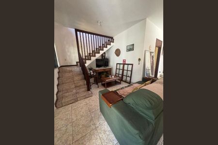 Casa à venda com 4 quartos, 180m² em Santa Rosa, Niterói