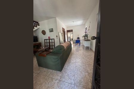 Casa à venda com 4 quartos, 180m² em Santa Rosa, Niterói