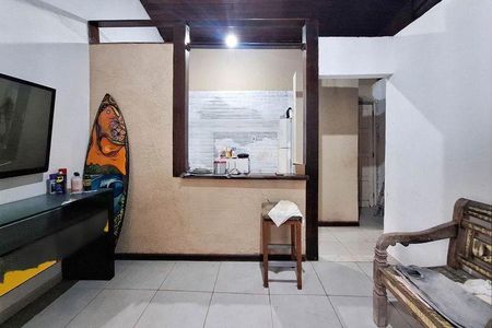 Casa à venda com 120m², 3 quartos e 1 vaga