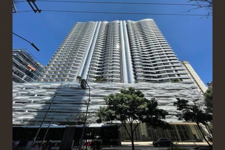 Apartamento à venda com 1 quarto, 32m² em Santo Amaro, São Paulo