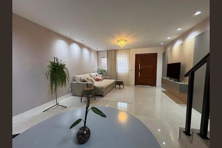 Casa à venda com 3 quartos, 161m² em Piratininga, Niterói