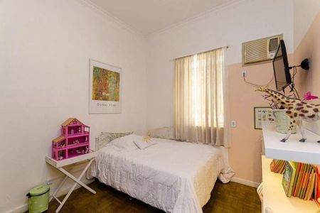 Casa à venda com 4 quartos, 180m² em São Domingos, Niterói