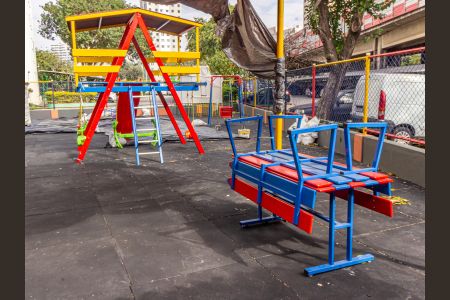 Apartamento para alugar com 50m², 2 quartos e 1 vaga Apartamento para alugar com 50m², 2 quartos e 1 vagaÁrea comum - Playground