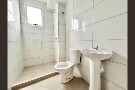 Apartamento à venda com 51m², 2 quartos e 1 vaga Apartamento à venda com 51m², 2 quartos e 1 vagaBanheiro