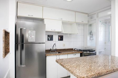 Apartamento à venda com 60m², 2 quartos e 2 vagasCozinha + Área de Serviço