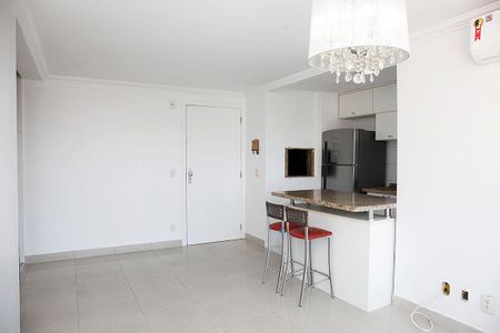 Apartamento à venda com 60m², 2 quartos e 2 vagasSala