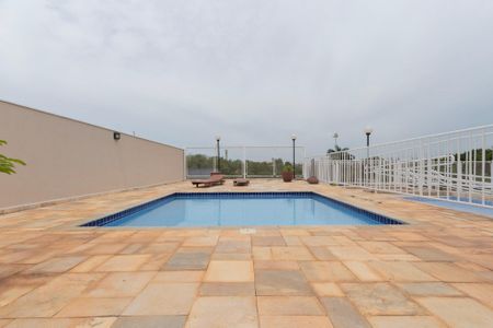 Apartamento para alugar com 71m², 3 quartos e 2 vagas Apartamento para alugar com 71m², 3 quartos e 2 vagasÁrea comum - Piscina