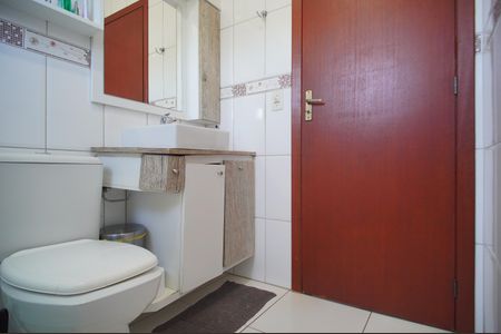 Casa à venda com 229m², 5 quartos e 3 vagasBanheiro 1