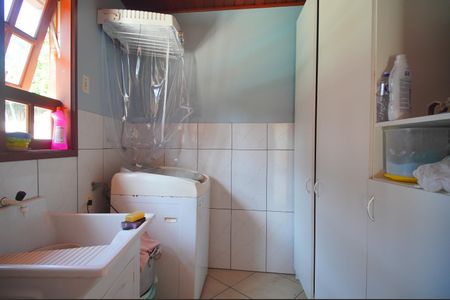 Casa à venda com 229m², 5 quartos e 3 vagasÁrea de Serviço