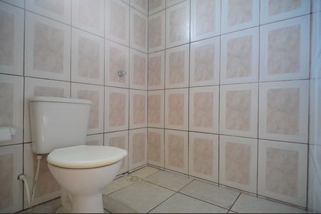 Casa à venda com 229m², 5 quartos e 3 vagasBanheiro 2