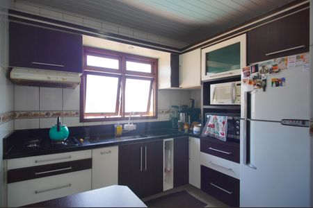 Casa à venda com 229m², 5 quartos e 3 vagasCozinha