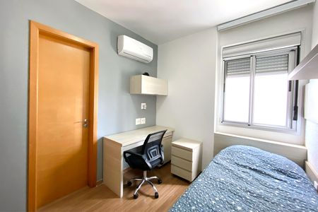 Apartamento à venda com 130m², 4 quartos e 4 vagasSuite 3