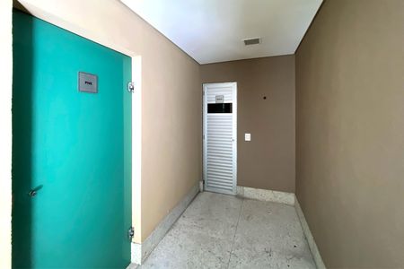 Apartamento à venda com 130m², 4 quartos e 4 vagasÁrea comum - Sauna