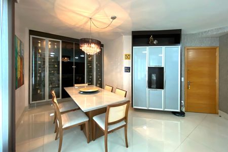 Apartamento à venda com 130m², 4 quartos e 4 vagasSala de Jantar