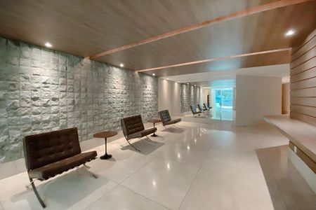 Apartamento à venda com 130m², 4 quartos e 4 vagasÁrea comum - Hall