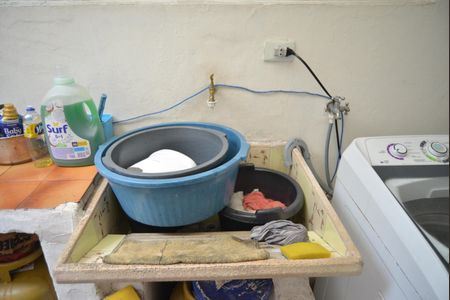 Casa à venda com 99m², 2 quartos e 1 vagaÁrea de Serviço