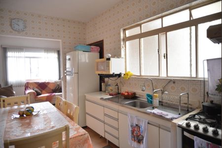 Casa à venda com 99m², 2 quartos e 1 vagaCozinha