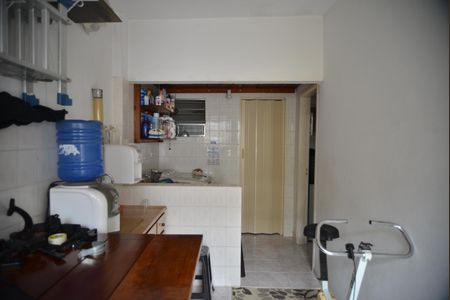 Casa à venda com 99m², 2 quartos e 1 vagaÁrea de Serviço