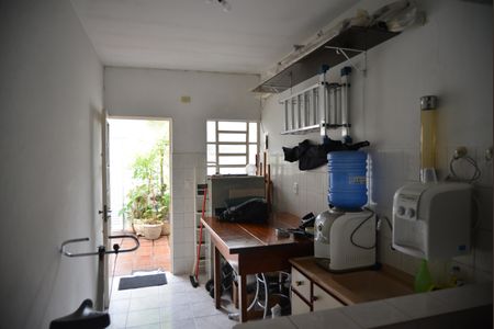 Casa à venda com 99m², 2 quartos e 1 vagaÁrea de Serviço