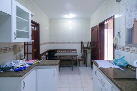 Casa à venda com 250m², 3 quartos e 3 vagas Casa à venda com 250m², 3 quartos e 3 vagasCozinha