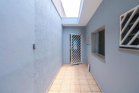 Casa à venda com 250m², 3 quartos e 3 vagas Casa à venda com 250m², 3 quartos e 3 vagasQuintal