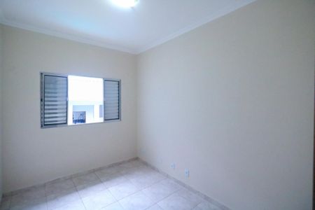 Casa à venda com 250m², 3 quartos e 3 vagas Casa à venda com 250m², 3 quartos e 3 vagasQuarto 2