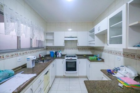 Casa à venda com 250m², 3 quartos e 3 vagas Casa à venda com 250m², 3 quartos e 3 vagasCozinha