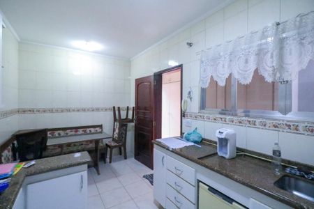 Casa à venda com 250m², 3 quartos e 3 vagas Casa à venda com 250m², 3 quartos e 3 vagasCozinha