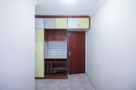 Casa à venda com 250m², 3 quartos e 3 vagas Casa à venda com 250m², 3 quartos e 3 vagasSuíte